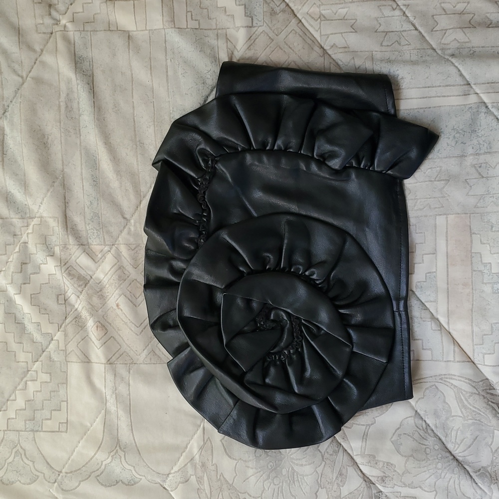 Faux Leather Ruffled ROSETTE Strapless Top - Picture 2 of 8